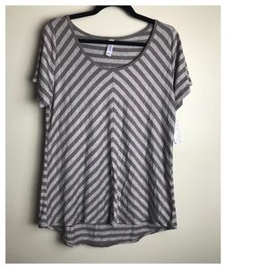 NWT LuLaRoe Classic T size L